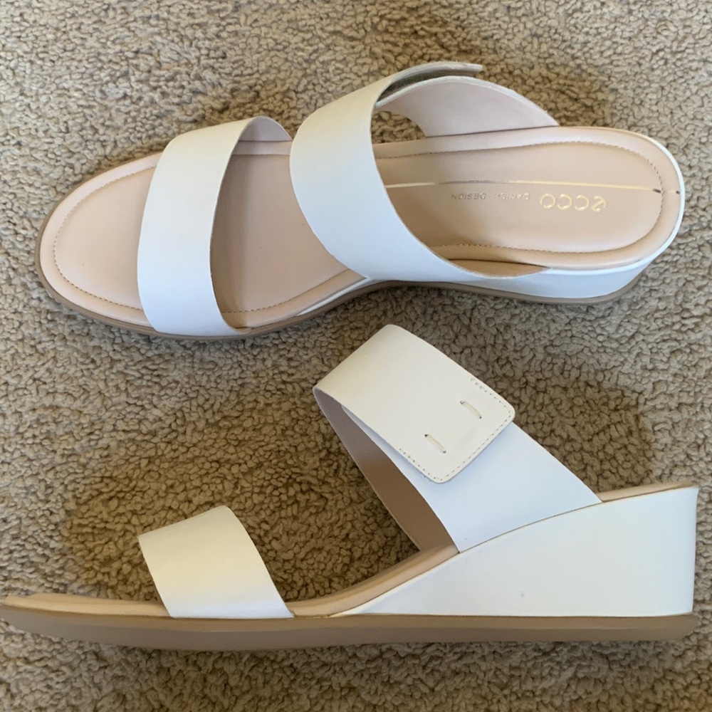 Ecco Beige White Lightweight Danish Design Slip-on Heels